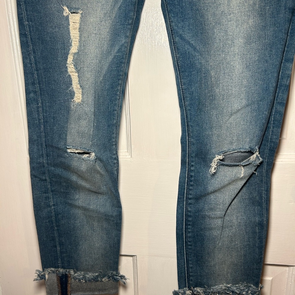 Express Distressed Jeans - Picture 3 of 6